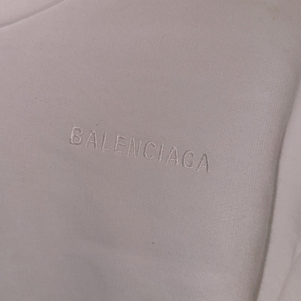 Balenciaga - Picture 2 of 4